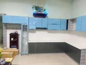 Sản xuất tủ nhôm cánh kính